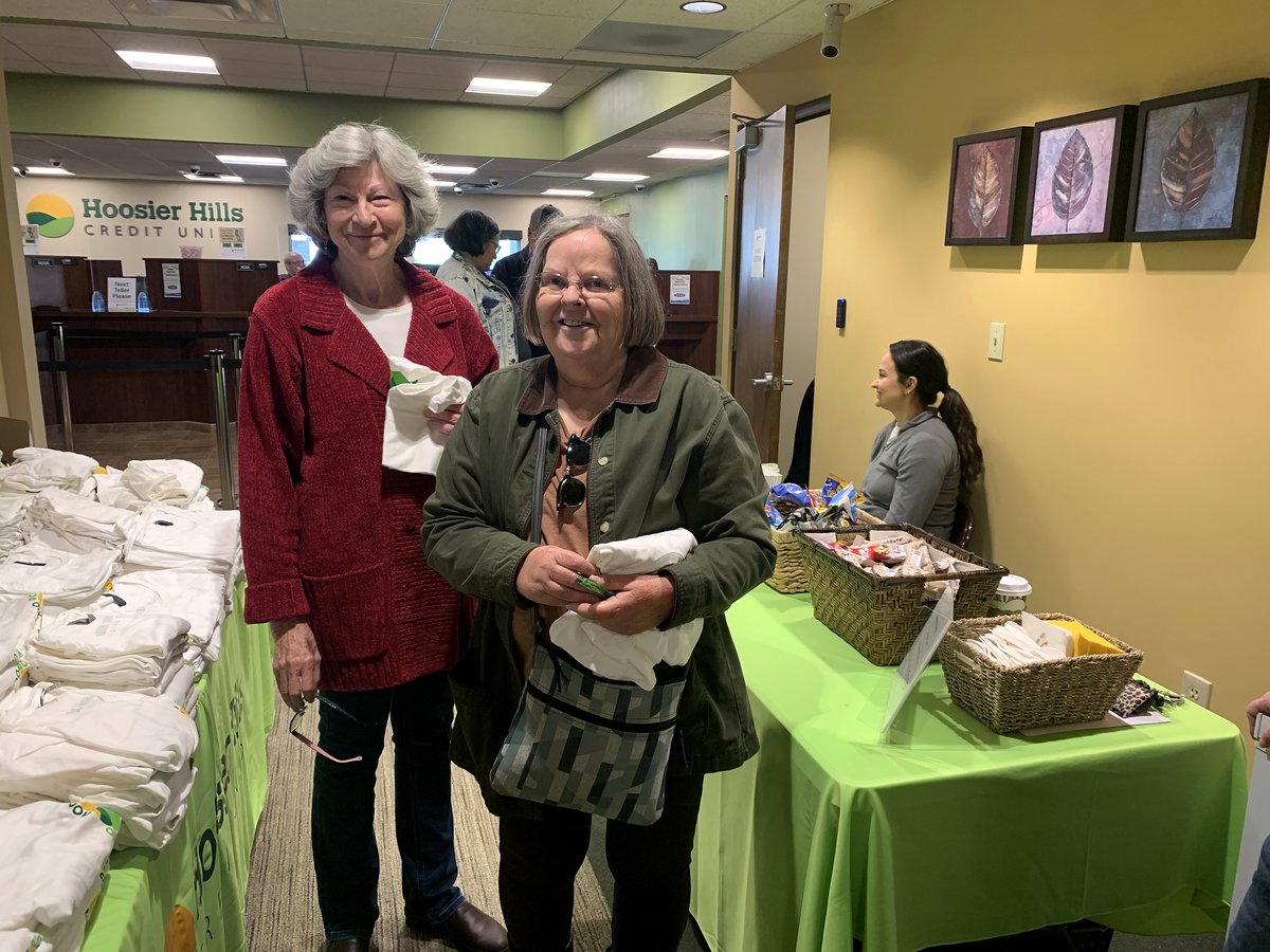 HHCU Mitchell team members welcome Members